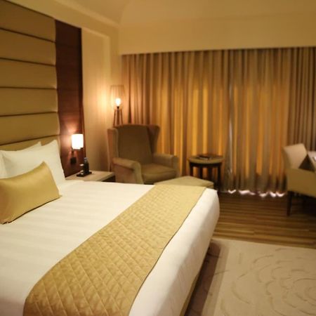 Udman Hotels And Resorts By Ferns N Petals New Delhi Eksteriør bilde