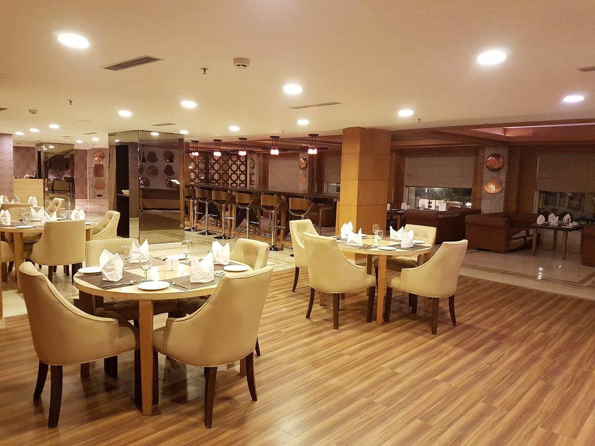Udman Hotels And Resorts By Ferns N Petals New Delhi Eksteriør bilde