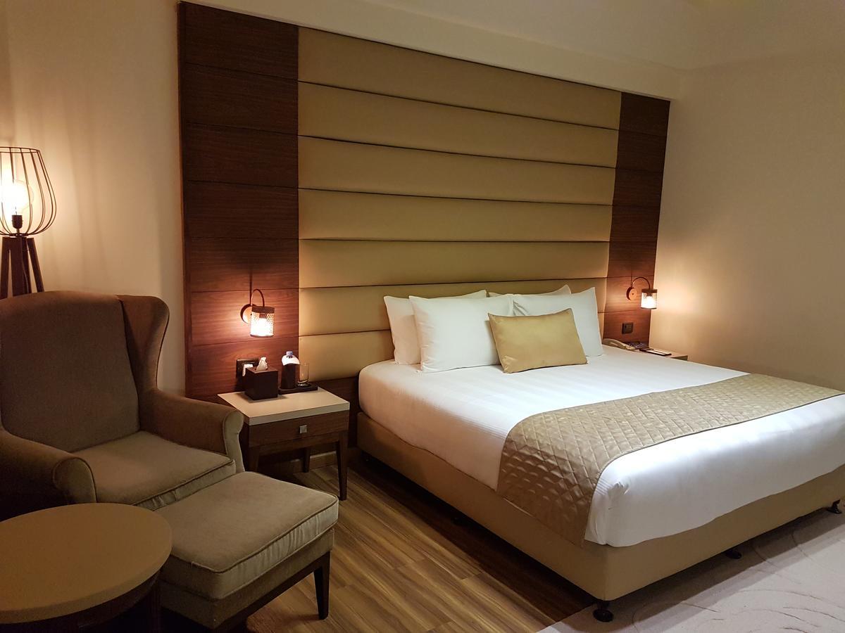 Udman Hotels And Resorts By Ferns N Petals New Delhi Eksteriør bilde